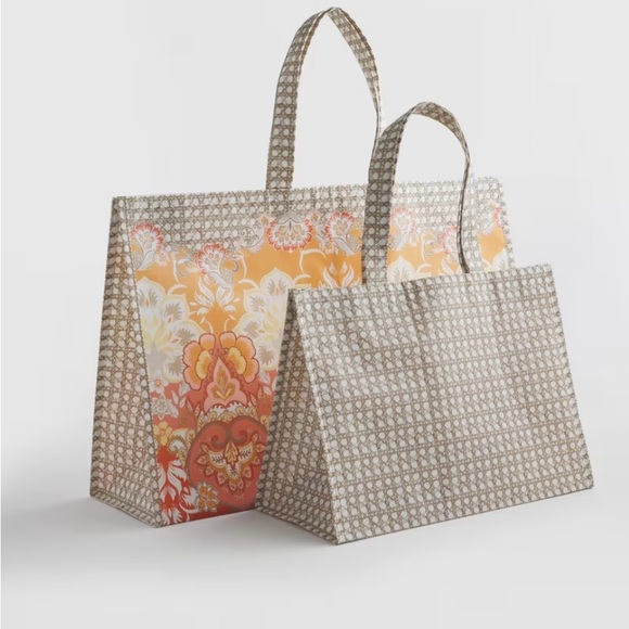 NWT Chico’s Reusable Tote Bag 2pc Set Mango Sorbet - Picture 1 of 4